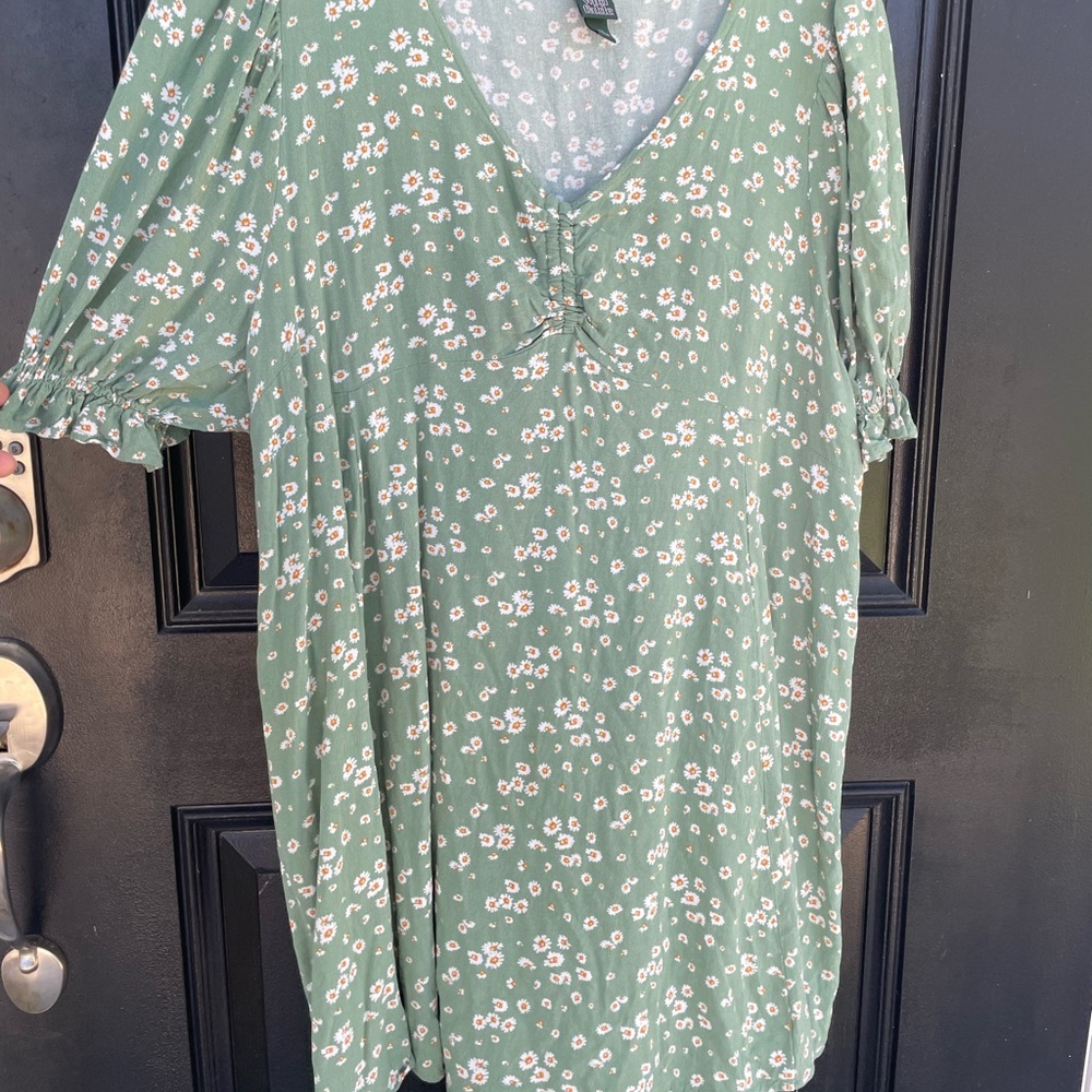 Green Floral Scrunch Seem Short Sleeve Day Dress Size XXL WILD FABEL